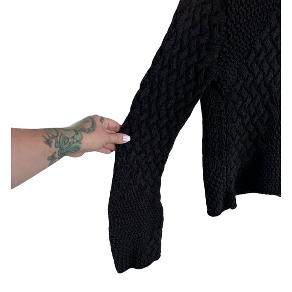 Itsu black chunky knit sweater‎ wool blend bell sleeve short length size XL - Picture 3 of 7